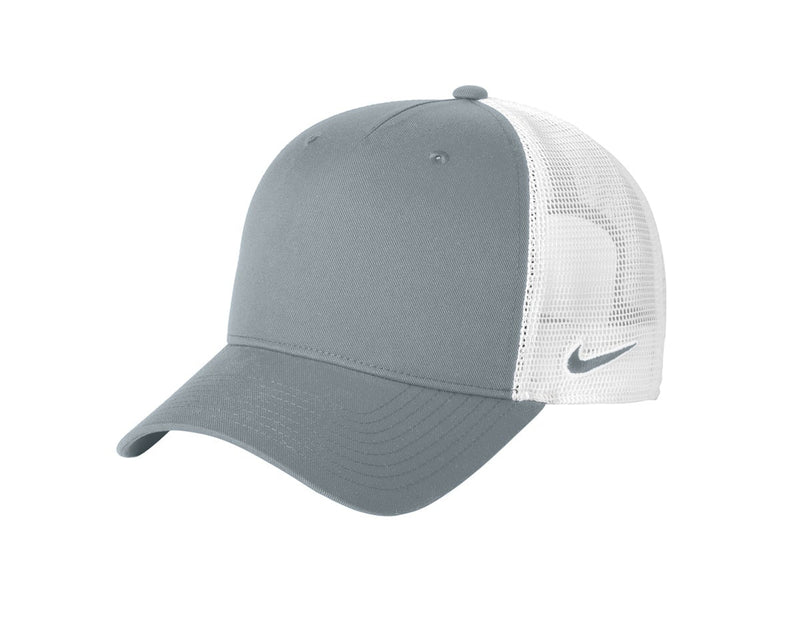 Load image into Gallery viewer, Nike Snapback Mesh Trucker Cap