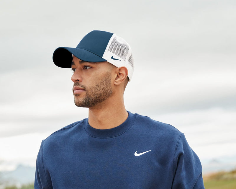 Load image into Gallery viewer, Nike Snapback Mesh Trucker Cap