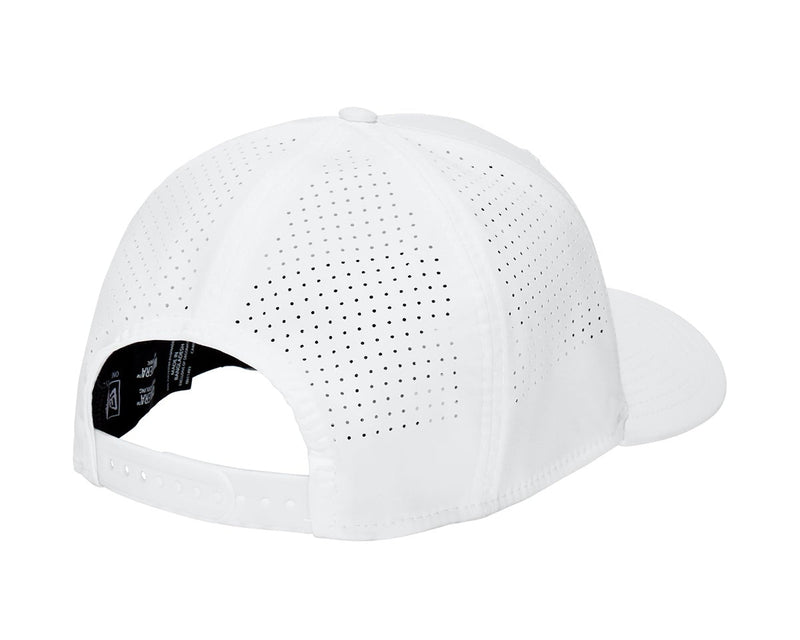 Load image into Gallery viewer, New Era® 9SEVENTY® Perforated Snapback Cap
