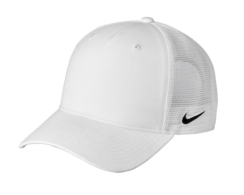 Load image into Gallery viewer, Nike Snapback Mesh Trucker Cap

