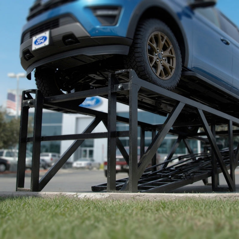 Load image into Gallery viewer, 36" Level Vehicle Display Ramp
