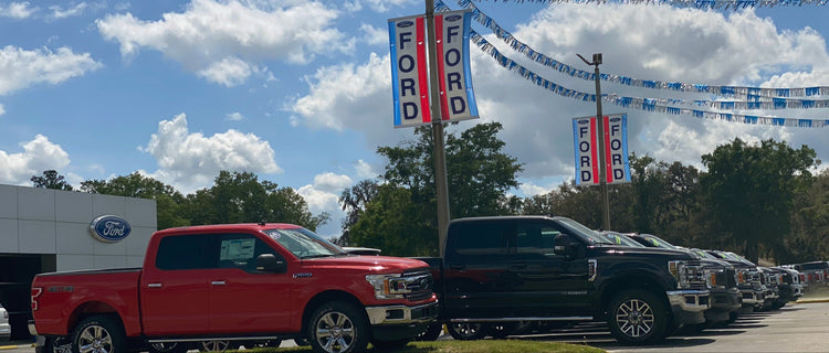 Hundreds of Flags to Choose From