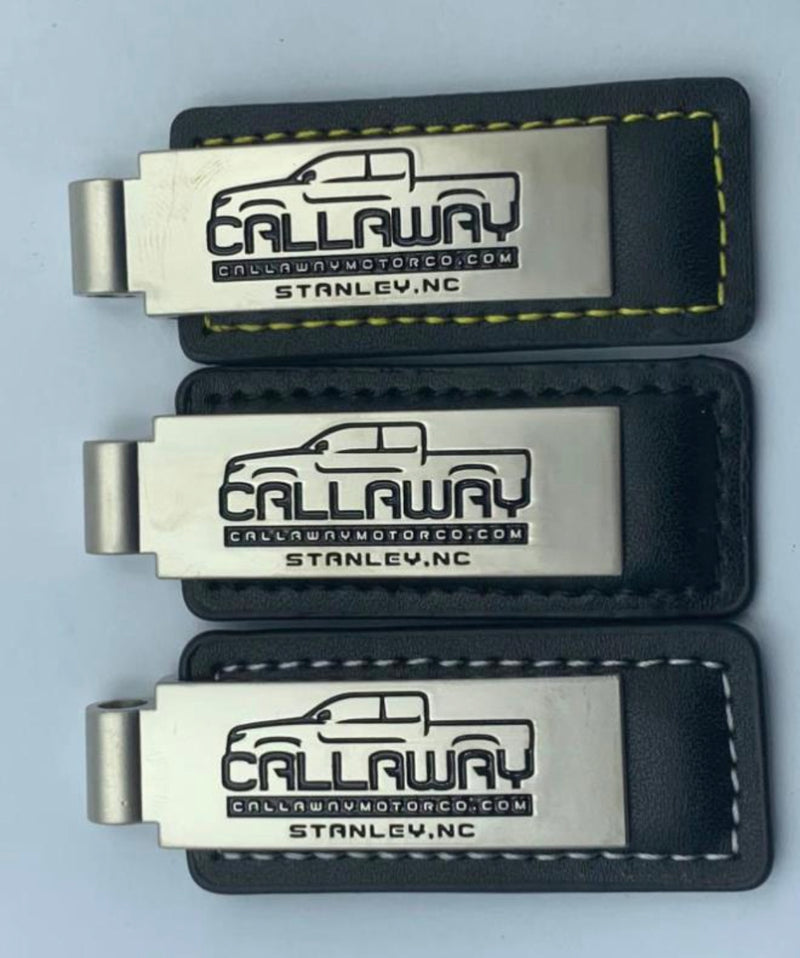 Load image into Gallery viewer, Custom Leather/Metal Rectangle Key Fobs
